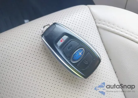 2018 Subaru Outback 2.5I Limited из США, поврежденный, VIN 4S4BSAKC9J3373551